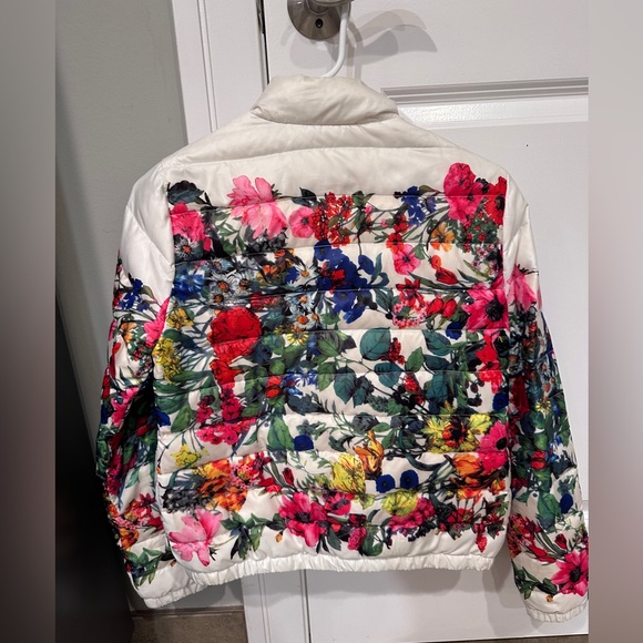 Jacket - Picture 2 of 3